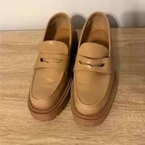 American Eagle - Tan Leather Loafers